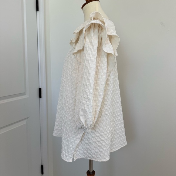 Umgee Ivory Textured Jacquard Blouse Ruffle Cap Sleeve Size L Checkered Prairie - Picture 4 of 10